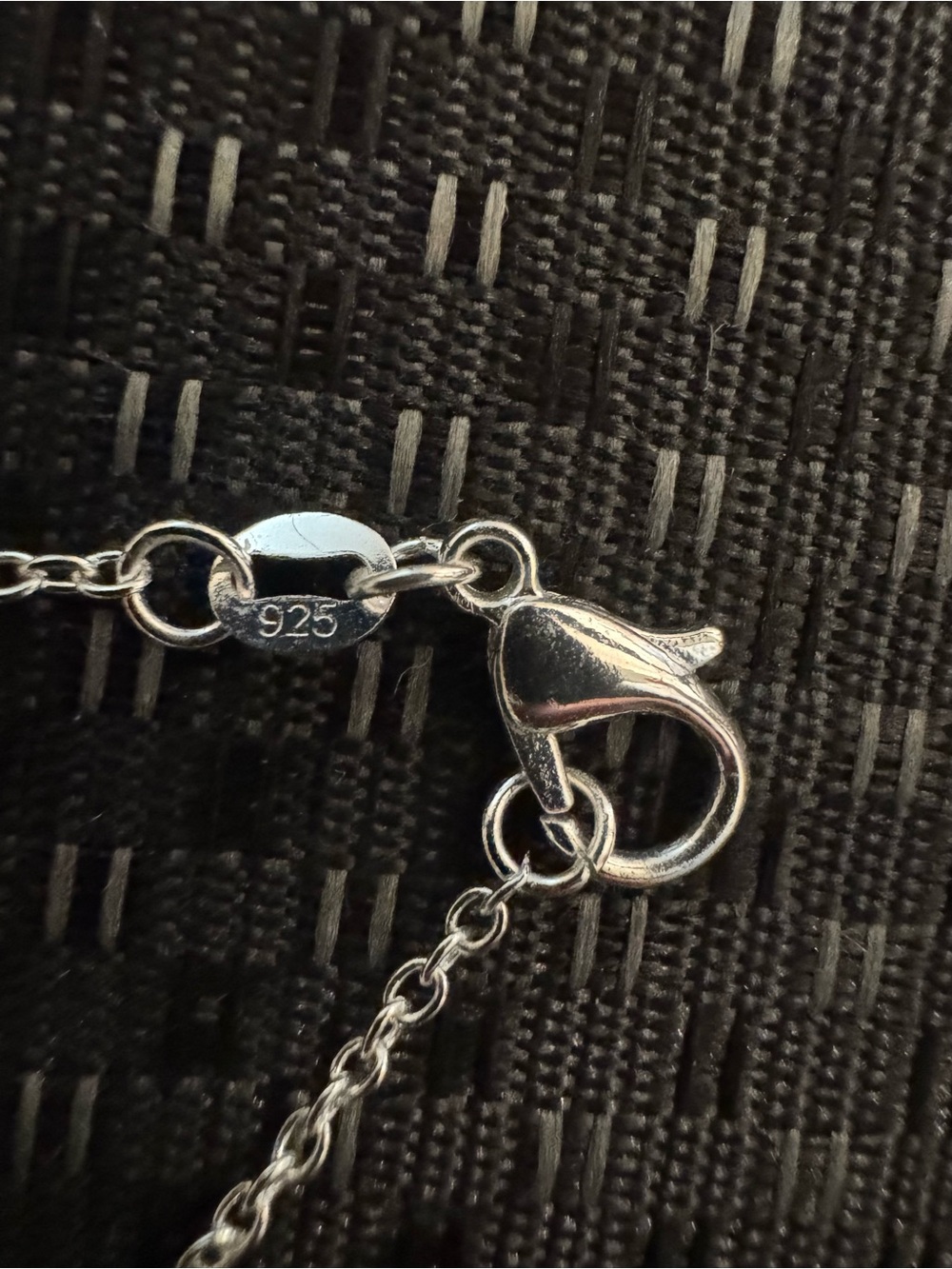 1.1 ctw blue/green moissanite cross necklace - Picture 6 of 6